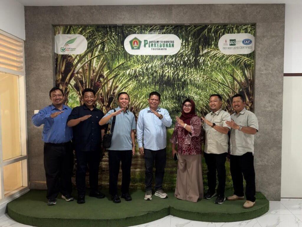 KUD Sejahtera Jajaki Kolaborasi dengan AKPY STIPER Olah Limbah PKS